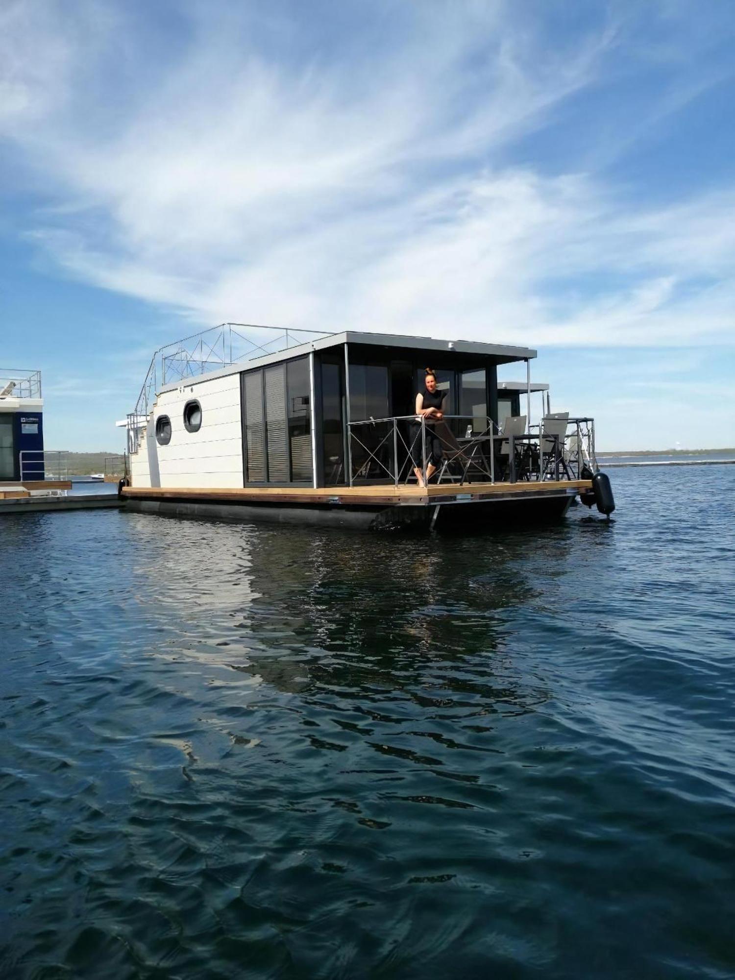 Hausboot Schiff Fuer 4 Personen Ca, 33 M Sup2 In Braunsbedra, Sachsen Anhalt Halle Saale Unstrut Region Eksteriør billede